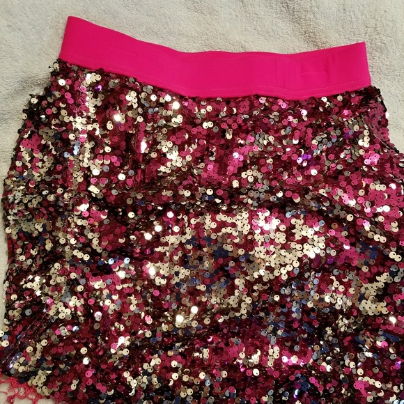 Custom dance costume - Picture 2 of 4